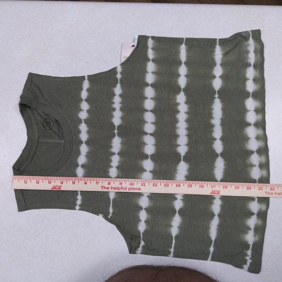 Sage Collective Boxy Tank Top Green Tie Dye Womens Size Medium NWT - Picture 9 of 10